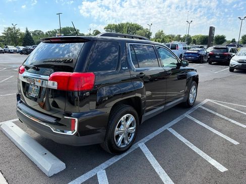 Used 2017 GMC Terrain SLE w/ Convenience Package FWD image 3