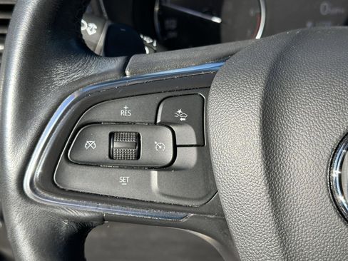 Used 2022 Buick Envision Preferred w/ Sport Touring Package image 12