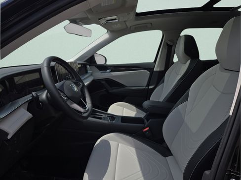 New 2026 Volkswagen Tiguan SE FWD image 16