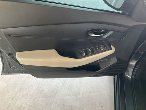 Certified 2023 Honda Accord LX image 4