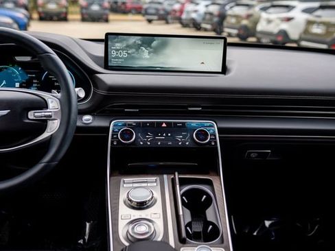 Used 2023 Genesis GV80 2.5T w/ Prestige Package image 7