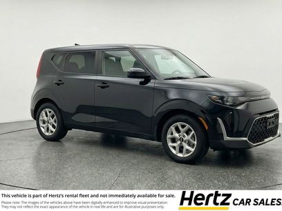 Used 2025 Kia Soul LX w/ LX Technology Package