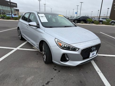 Used 2018 Hyundai Elantra GT Sport w/ Sport Tech Package 04 image 3