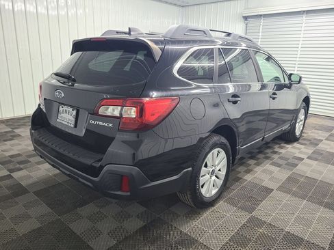 Used 2018 Subaru Outback 2.5i Premium AWD/4WD image 11