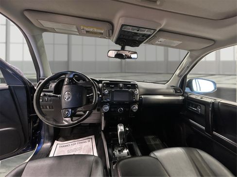 Used 2018 Toyota 4Runner TRD Off-Road Premium image 26