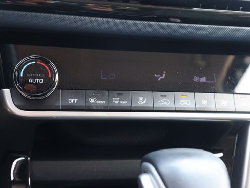 Used 2023 Kia Seltos S FWD image 10