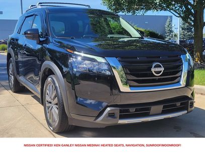 Certified 2025 Nissan Pathfinder SL w/ SL Premium Package