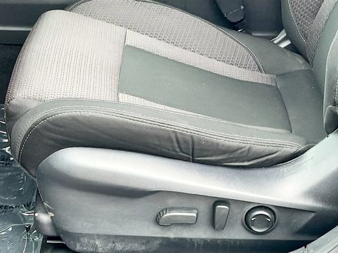 Used 2024 Subaru Outback Premium AWD/4WD image 18