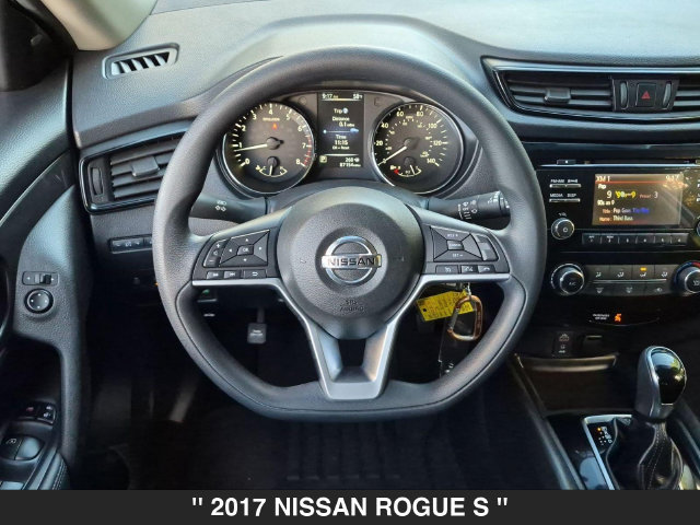 Used 2017 Nissan Rogue S AWD/4WD image 17