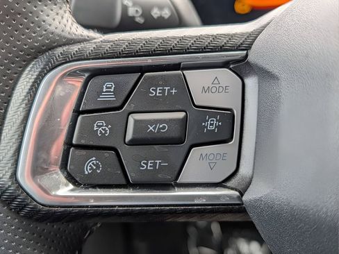 Used 2025 Ford Mustang GT Premium image 16