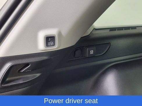 Used 2023 Jeep Grand Cherokee Limited image 12