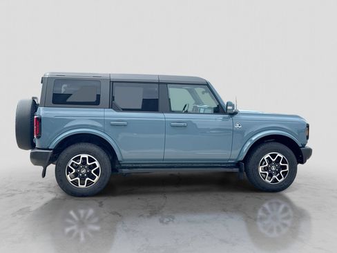 Used 2023 Ford Bronco Outer Banks AWD/4WD image 9