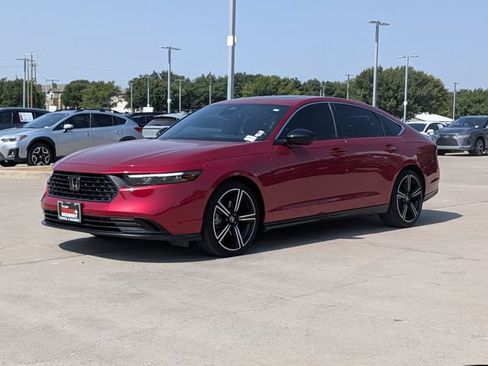Used 2024 Honda Accord Sport image 10
