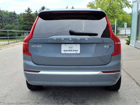 Certified 2023 Volvo XC90 B6 Ultimate w/ Protection Package AWD/4WD image 4