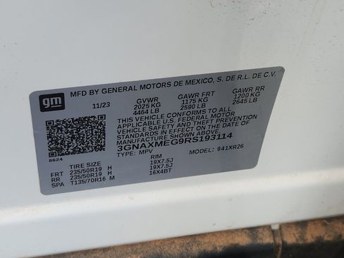 Used 2024 Chevrolet Equinox RS w/ RS Leather Package image 32