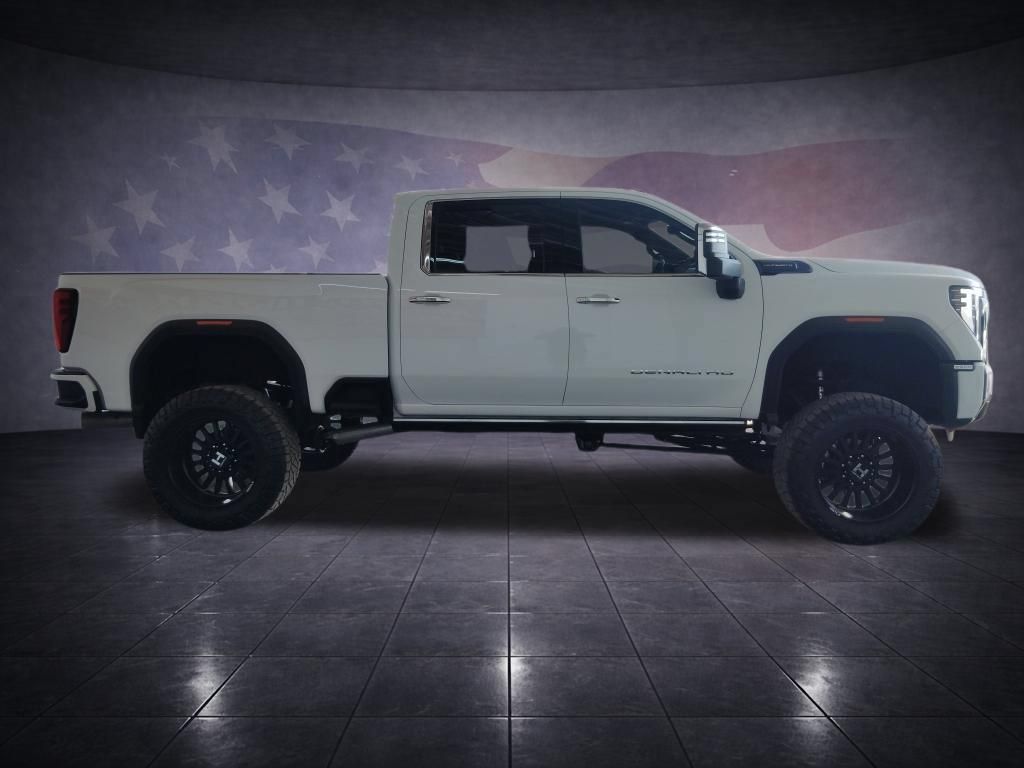Used 2024 GMC Sierra 2500 Denali Ultimate AWD/4WD image 6