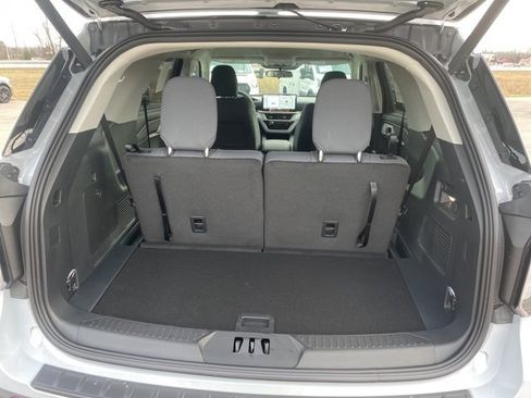 New 2026 Ford Explorer Active image 60