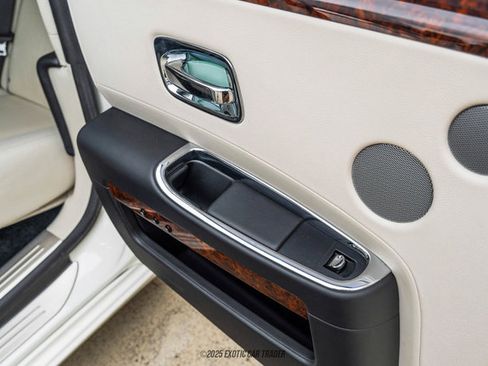 Used 2015 Rolls-Royce Ghost image 74