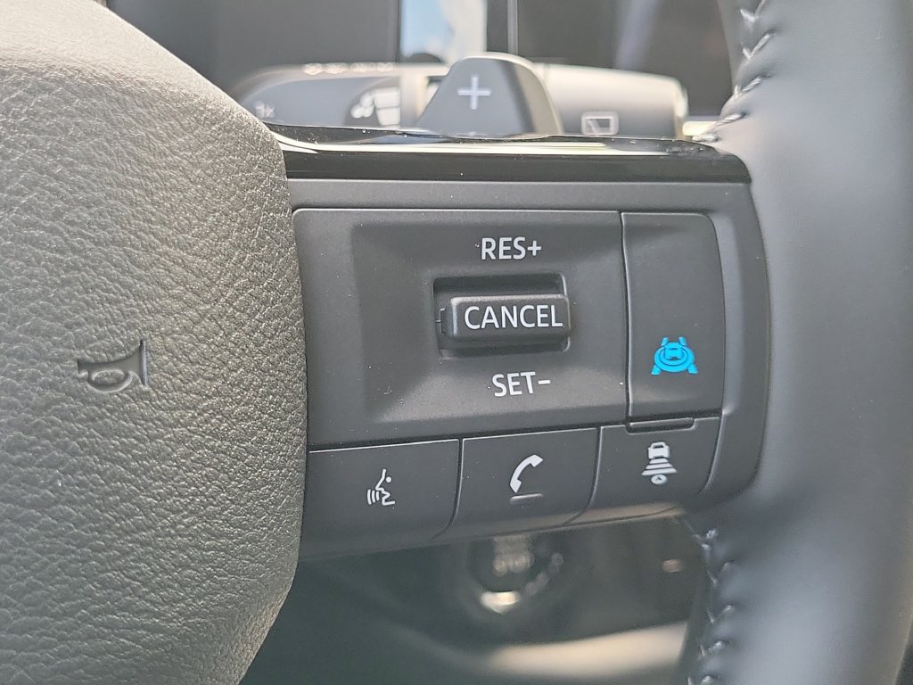 New 2026 Nissan Pathfinder SL FWD image 28