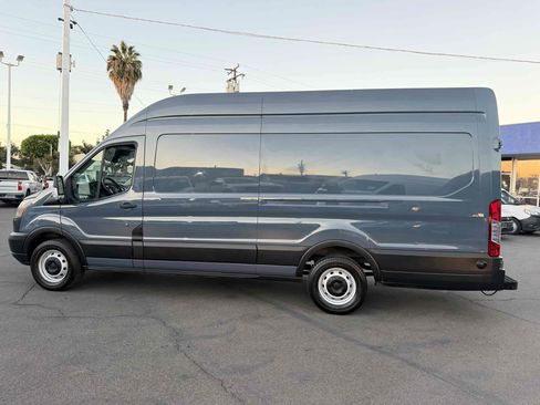 Used 2019 Ford Transit 250 148 High Roof Extended RWD image 6