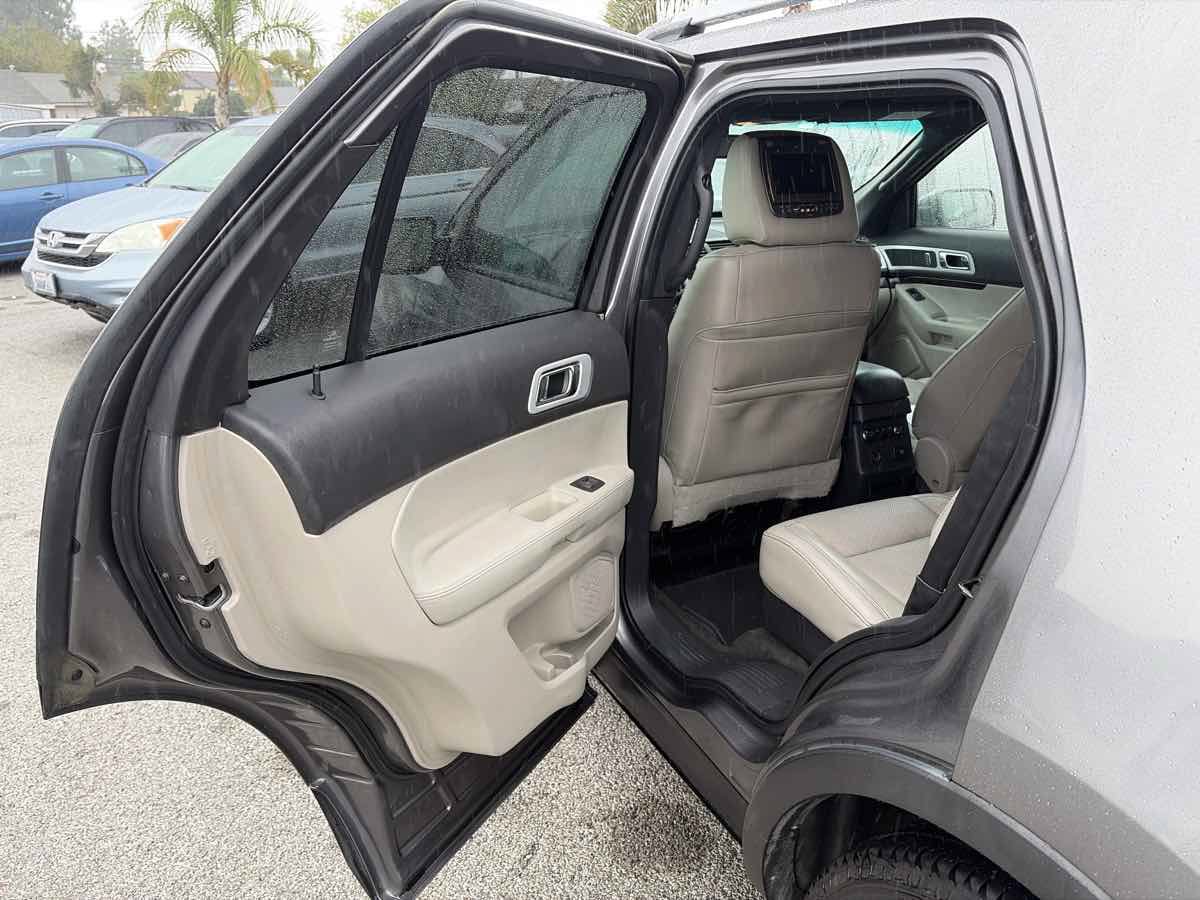 Used 2012 Ford Explorer Limited FWD image 14
