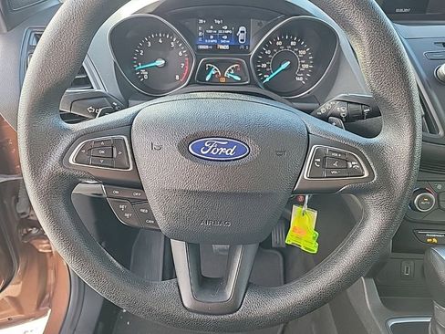 Used 2017 Ford Escape SE image 14
