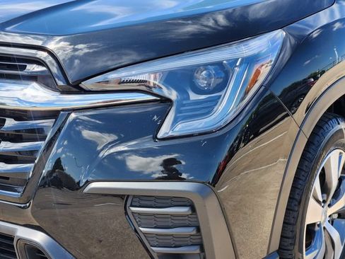 Used 2025 Subaru Ascent Premium AWD/4WD image 16