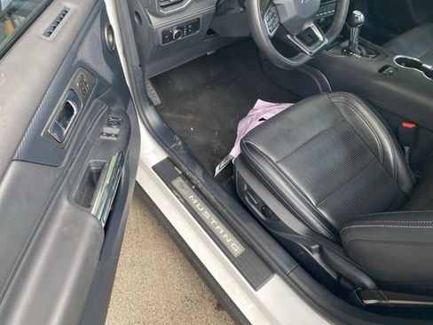 Used 2024 Ford Mustang GT Premium image 7