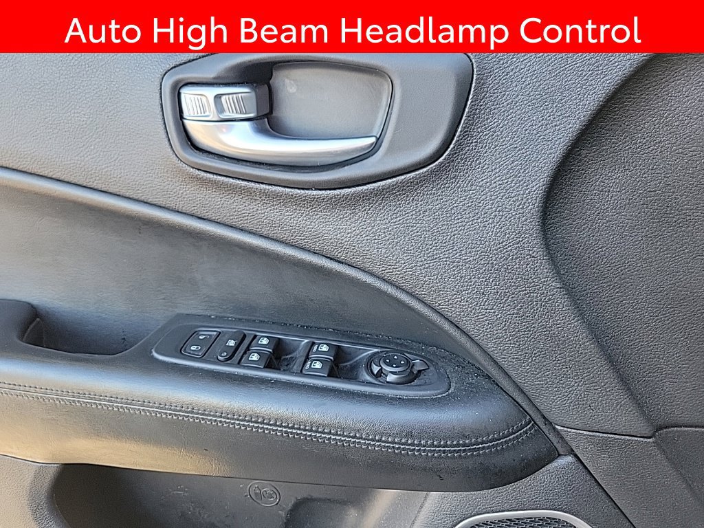 Used 2021 Jeep Compass Latitude AWD/4WD image 11