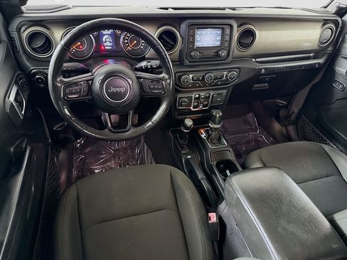 Used 2019 Jeep Wrangler Unlimited Sport S image 17