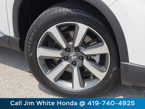 Certified 2025 Honda Pilot Elite image 13