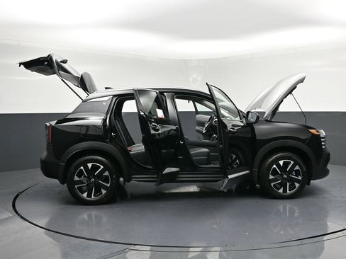 New 2026 Nissan Kicks SV w/ SV Premium Package AWD/4WD image 32