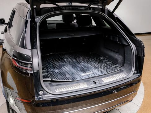 Used 2024 Land Rover Range Rover Velar Dynamic SE image 55