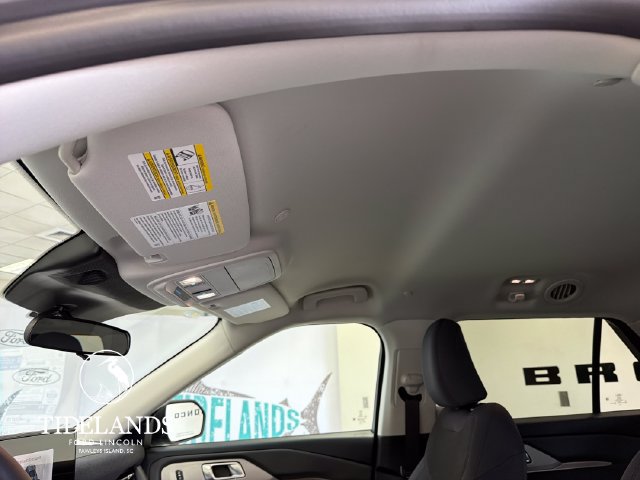New 2026 Ford Explorer Active RWD image 24
