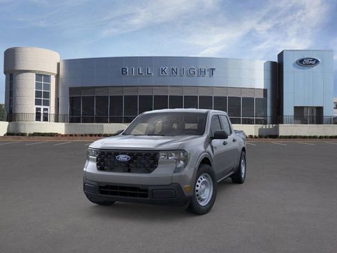 New 2025 Ford Maverick XL image 3