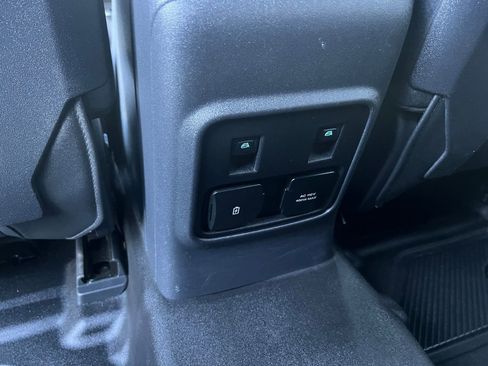 Used 2023 Ford Bronco Black Diamond AWD/4WD image 27