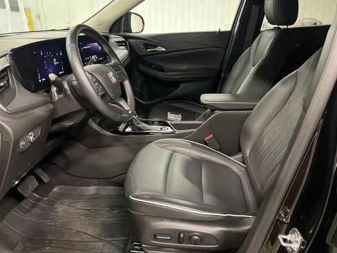 Certified 2025 Buick Encore GX Avenir w/ Avenir Technology Package AWD/4WD image 13