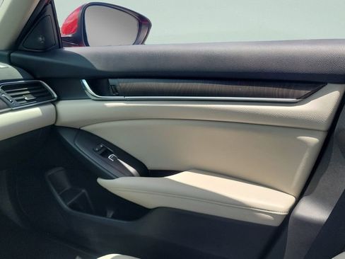 Used 2021 Honda Accord EX-L image 16