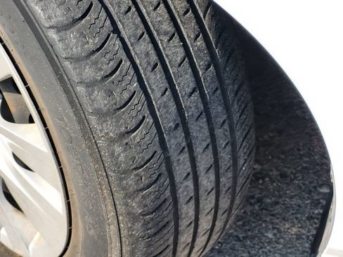 Used 2021 Nissan Sentra S FWD image 3