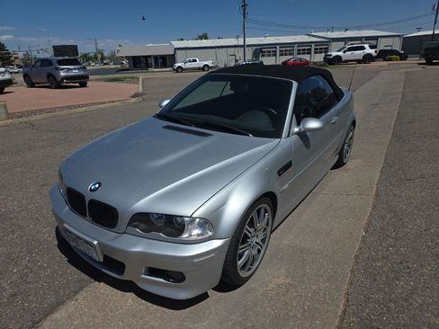 Used 2005 BMW M3 Convertible image 3
