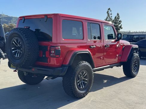 Certified 2024 Jeep Wrangler Unlimited Rubicon image 6