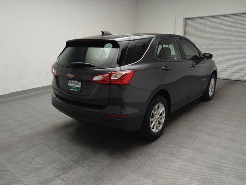 Used 2020 Chevrolet Equinox LS FWD image 9