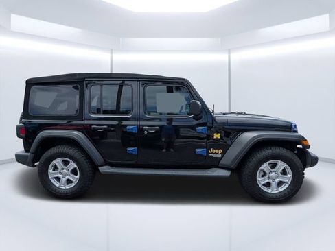 Certified 2019 Jeep Wrangler Unlimited Sport S AWD/4WD image 2