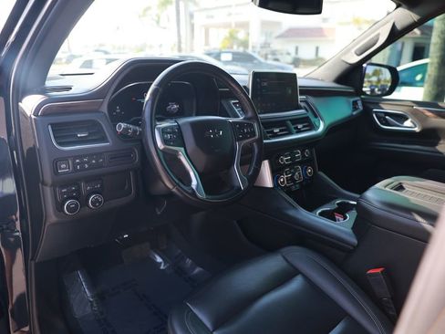 Used 2022 Chevrolet Tahoe Z71 image 16