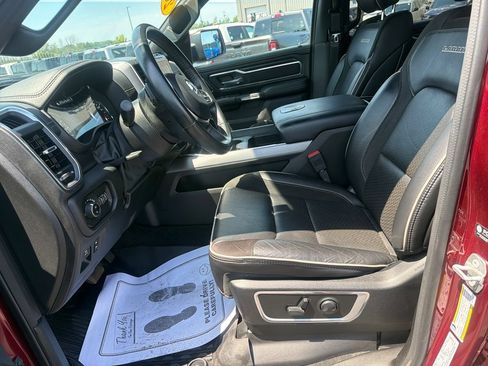 Used 2023 RAM 1500 Laramie AWD/4WD image 14