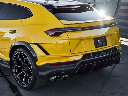 Used 2024 Lamborghini Urus Performante image 18