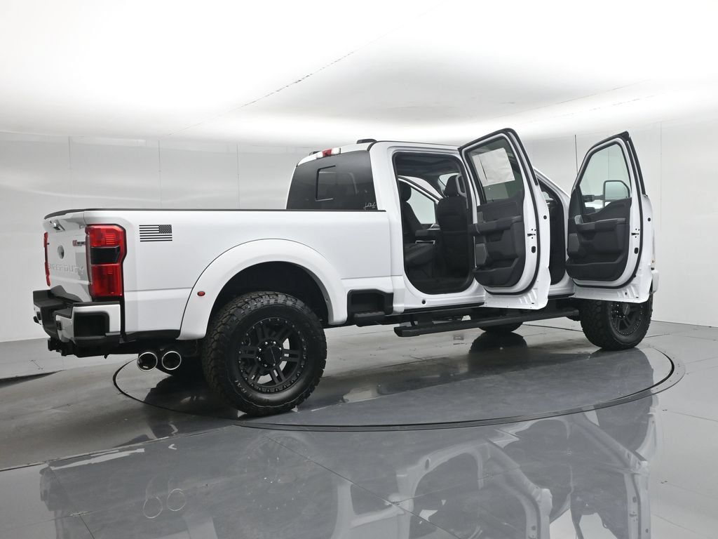 New 2026 Ford F250 Lariat w/ Black Appearance Package AWD/4WD image 5