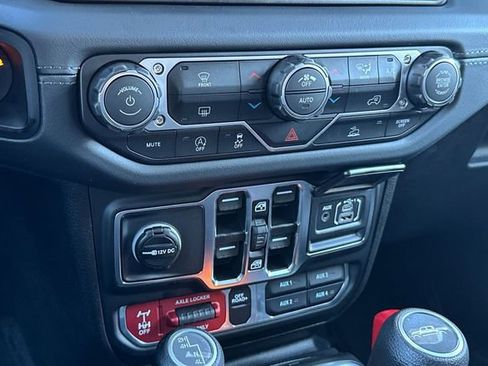 New 2026 Jeep Gladiator Mojave image 19