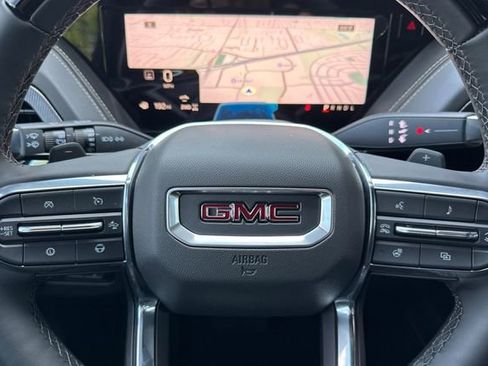 New 2025 GMC Yukon XL Elevation image 29