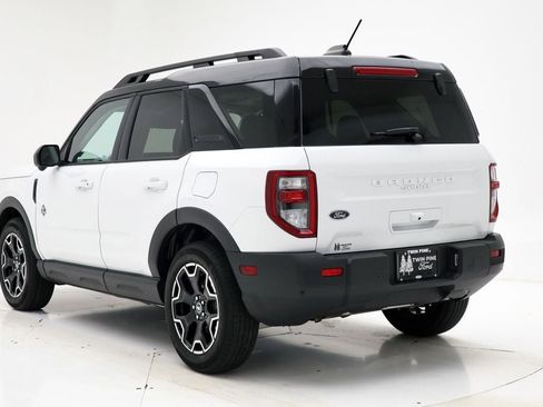 Used 2025 Ford Bronco Sport Outer Banks w/ Outer Banks Tech Package+ image 6